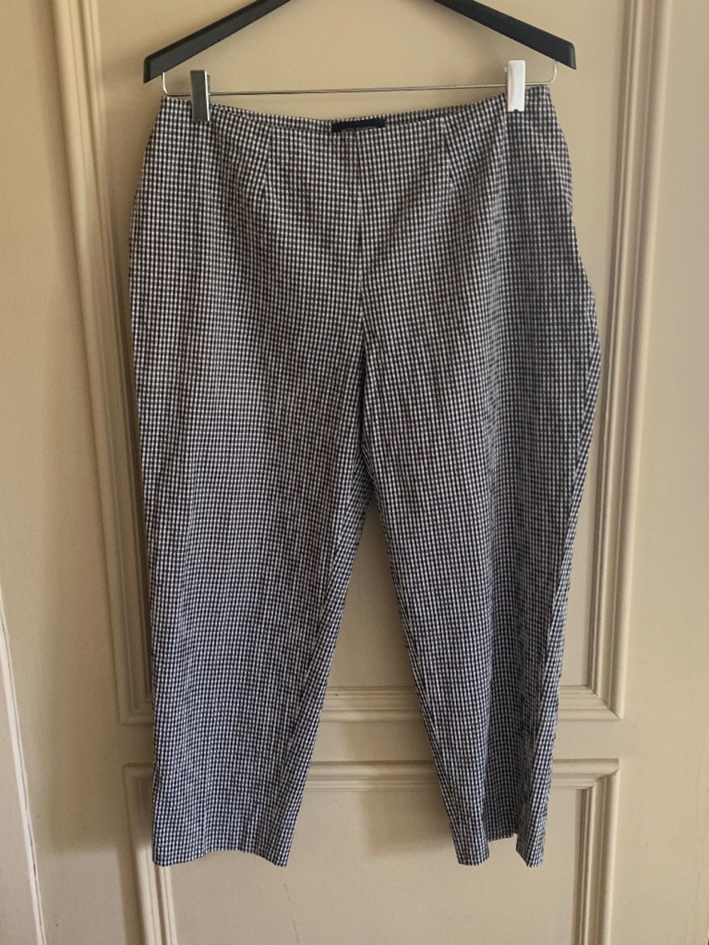 Piazza Sempione Black & White Seersucker Audrey Gingham Capri Pants (48/L)